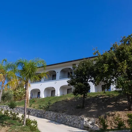 Ośrodek wypoczynkowy Luzia Agriresort - Piscina Panoramica E Vista Mare A
