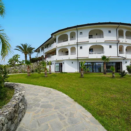 Luzia Agriresort Amazing Nature Atmosphere 4* 카포바티카노