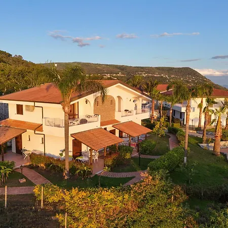 Resort Luzia Agriresort 4*