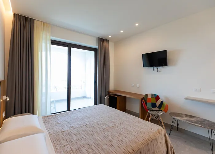 Luzia Agriresort - Piscina Panoramica E Vista Mare A 4*