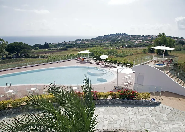 度假村 Luzia Agriresort - Piscina Panoramica E Vista Mare A 梵蒂冈角