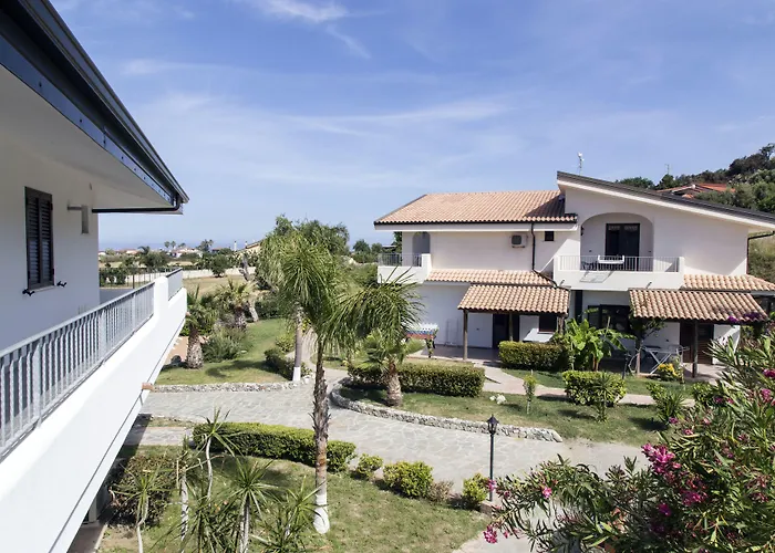 Luzia Agriresort - Piscina Panoramica E Vista Mare A 度假村 4*