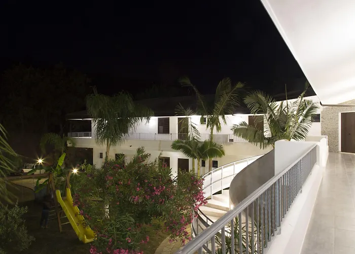 Luzia Agriresort - Piscina Panoramica E Vista Mare A 度假村 4*