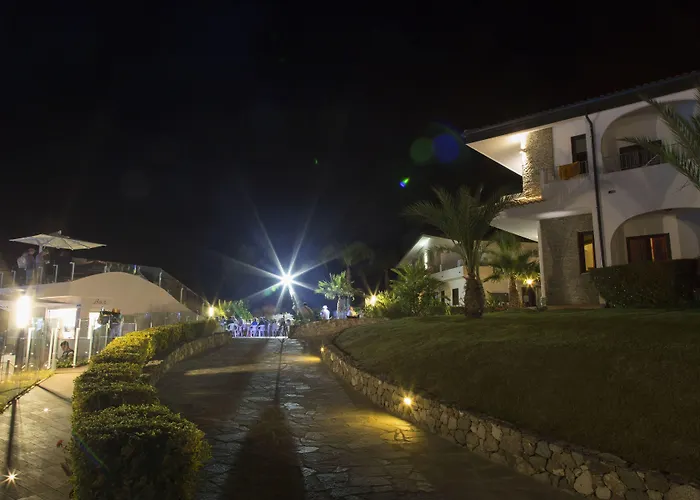 度假村 Luzia Agriresort - Piscina Panoramica E Vista Mare A