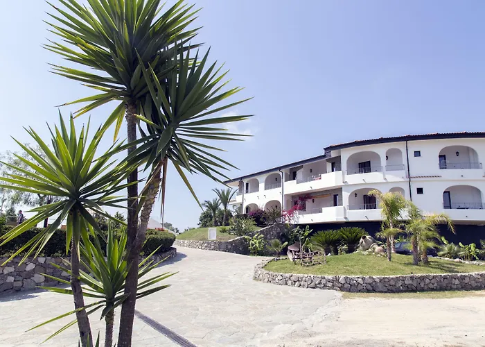Luzia Agriresort - Piscina Panoramica E Vista Mare A