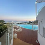 Resort Luzia Agriresort - Piscina Panoramica E Vista Mare A