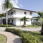 Luzia Agriresort - Piscina Panoramica E Vista Mare A 4*