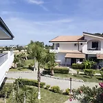 Luzia Agriresort - Piscina Panoramica E Vista Mare A Resort 4*