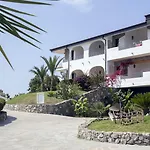 Luzia Agriresort - Piscina Panoramica E Vista Mare A 4*