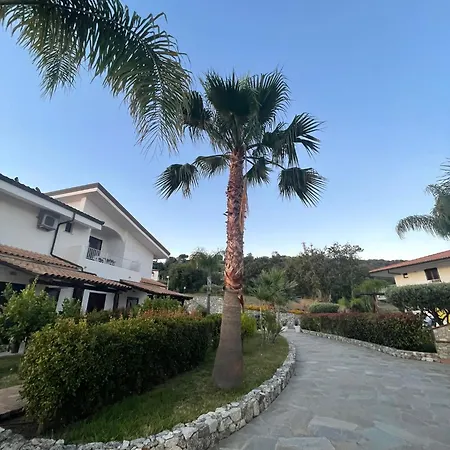 Luzia Agriresort - Piscina Panoramica E Vista Mare A Capo Vaticano