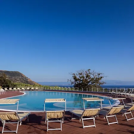 Luzia Agriresort - Piscina Panoramica E Vista Mare A 4*