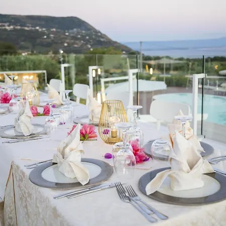 Luzia Agriresort - Piscina Panoramica E Vista Mare A 4* Capo Vaticano