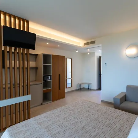 Luzia Agriresort - Piscina Idromassaggio Con Vista Mare Aperta Fino Alle 23-00 Resort