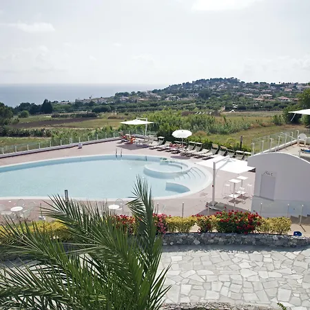 Feriested Luzia Agriresort - Piscina Panoramica E Vista Mare A Capo Vaticano