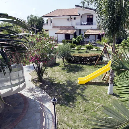 Luzia Agriresort - Piscina Panoramica E Vista Mare A