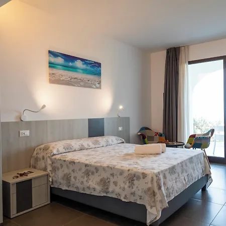 Luzia Agriresort - Piscina Panoramica E Vista Mare A Feriested Capo Vaticano
