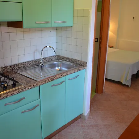 Luzia Agriresort - Piscina Idromassaggio Con Vista Mare Aperta Fino Alle 23-00 4*