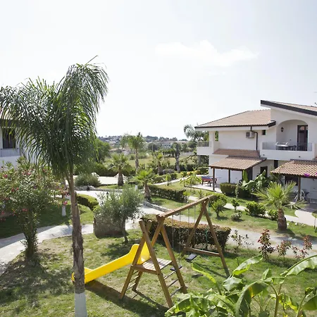 Luzia Agriresort - Piscina Panoramica E Vista Mare A 4*