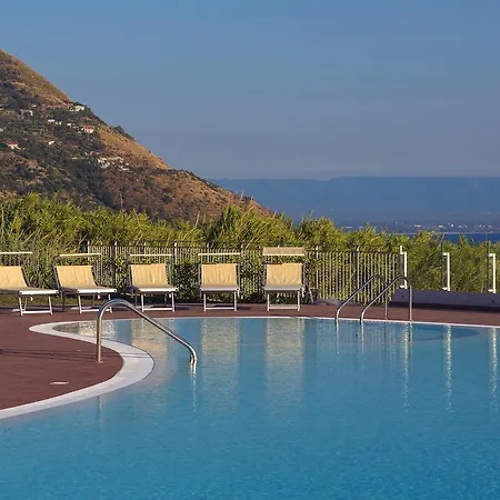 Luzia Agriresort - Piscina Panoramica E Vista Mare A Feriested 4*