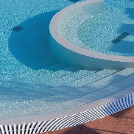 Luzia Agriresort - Piscina Panoramica E Vista Mare A Feriested Capo Vaticano