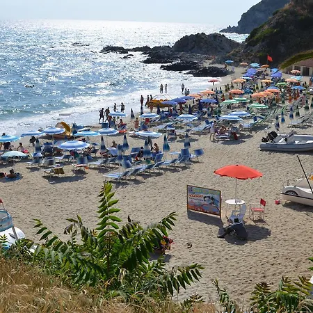 Luzia Agriresort - Piscina Idromassaggio Con Vista Mare Aperta Fino Alle 23-00 4* Capo Vaticano