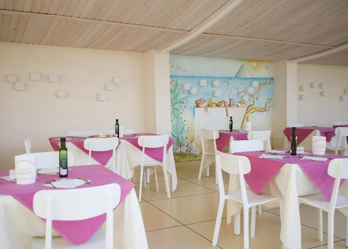 Luzia Agriresort - Piscina Panoramica E Vista Mare A Capo Vaticano Resort 4*