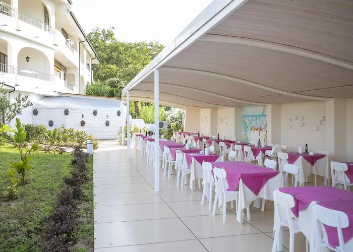 リゾート Luzia Agriresort - Piscina Panoramica E Vista Mare A 4*