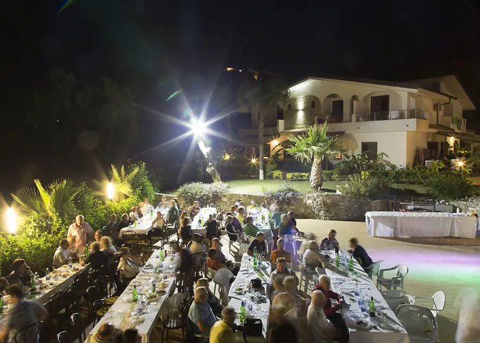 Luzia Agriresort - Piscina Panoramica E Vista Mare A リゾート 4*