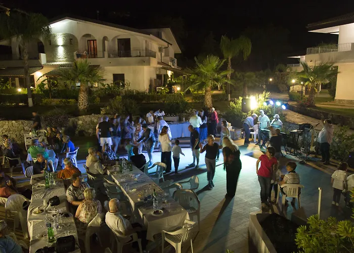 Resort Luzia Agriresort - Piscina Panoramica E Vista Mare A Capo Vaticano 4*