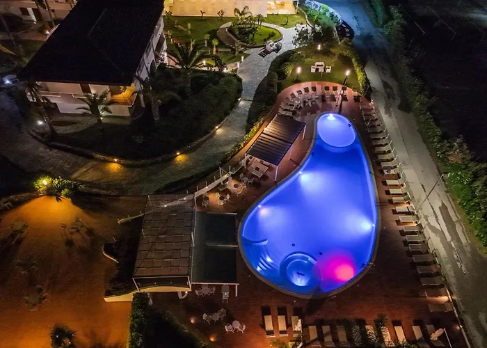 Luzia Agriresort - Piscina Panoramica E Vista Mare A 4* カーポ・ヴァチカーノ